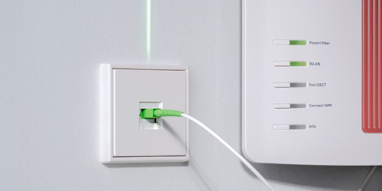 Die neuen Glasfaser-Anschlussdosen bei Armin Hoppmann Elektrotechnik in Gablingen